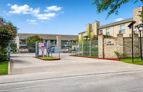 7400 Bellerive Drive #1702