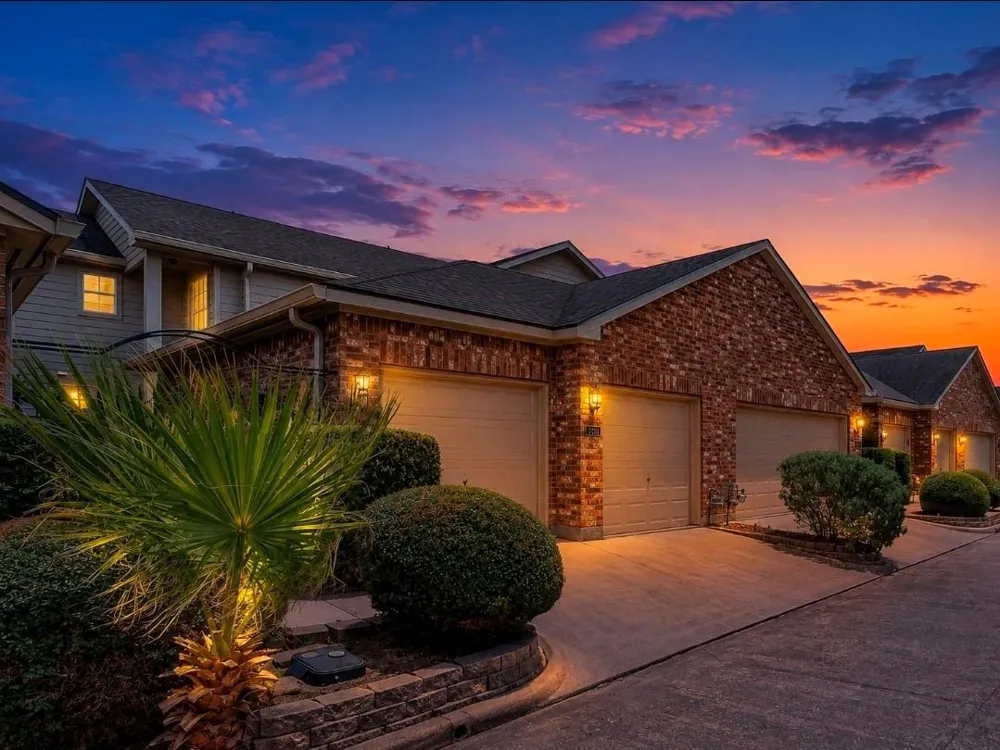 2034 Glencove Drive Seabrook, TX 77586