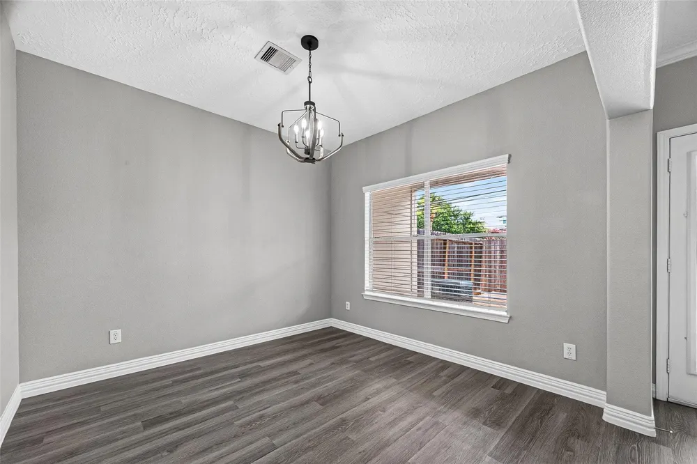 2034 Glencove Drive Seabrook, TX 77586
