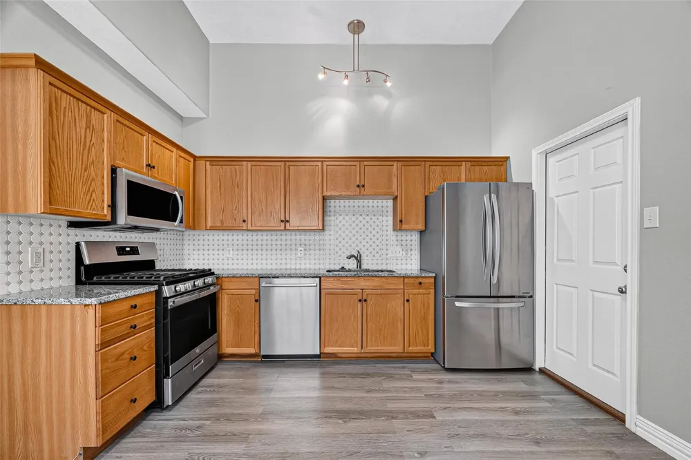 2034 Glencove Drive Seabrook, TX 77586