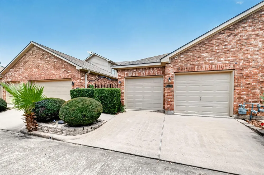 2034 Glencove Drive Seabrook, TX 77586