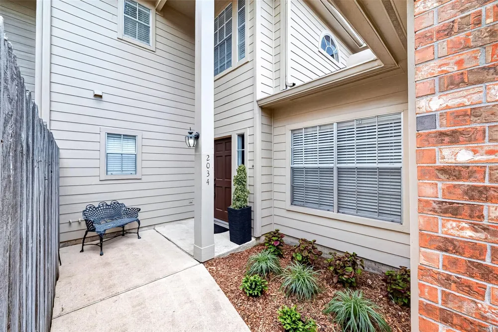 2034 Glencove Drive Seabrook, TX 77586