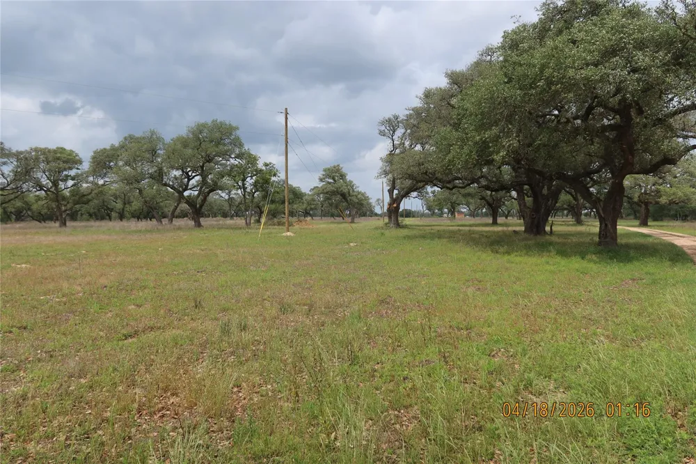Rail Head Road Columbus, TX 78934