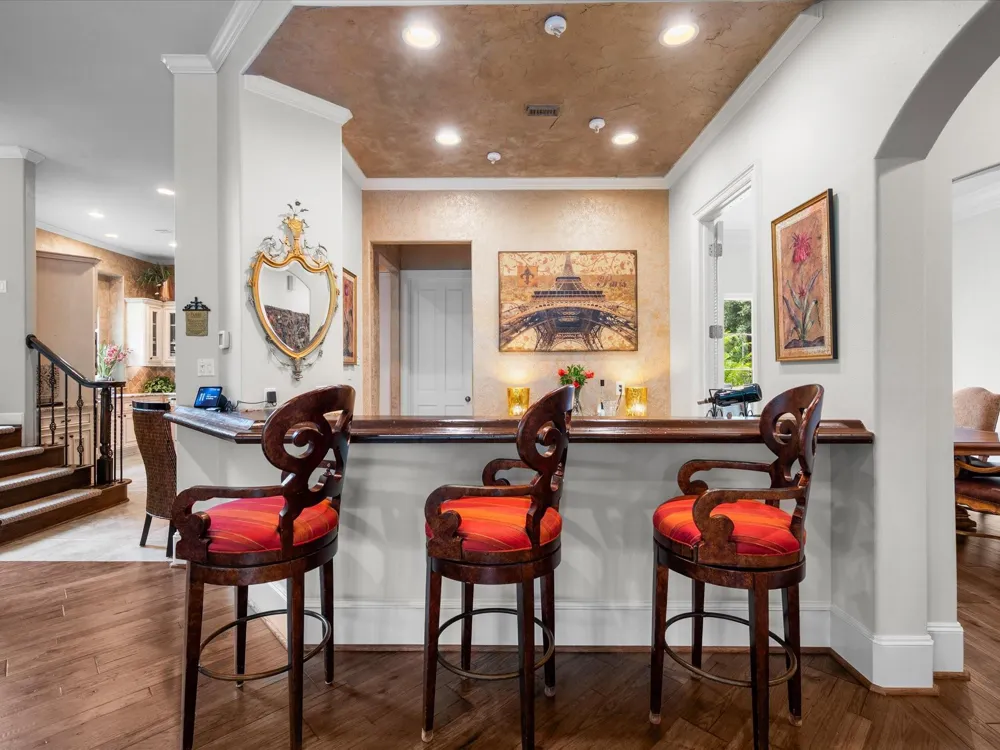 2750 Southern Oaks Drive Houston, TX 77068