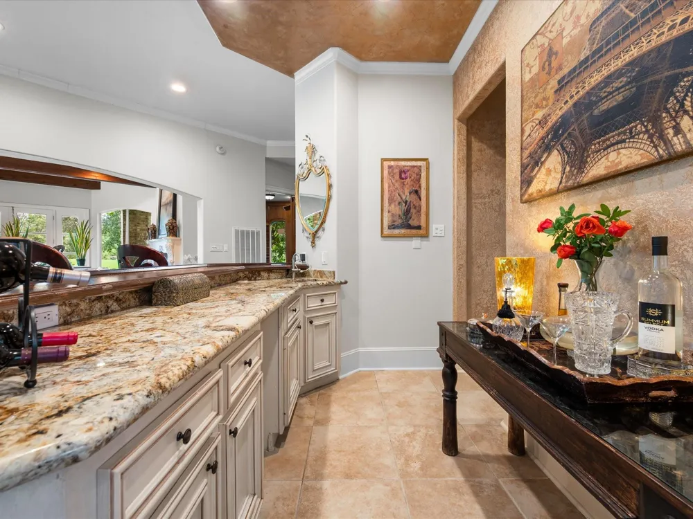 2750 Southern Oaks Drive Houston, TX 77068