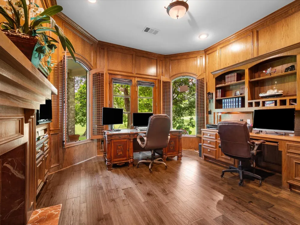 2750 Southern Oaks Drive Houston, TX 77068