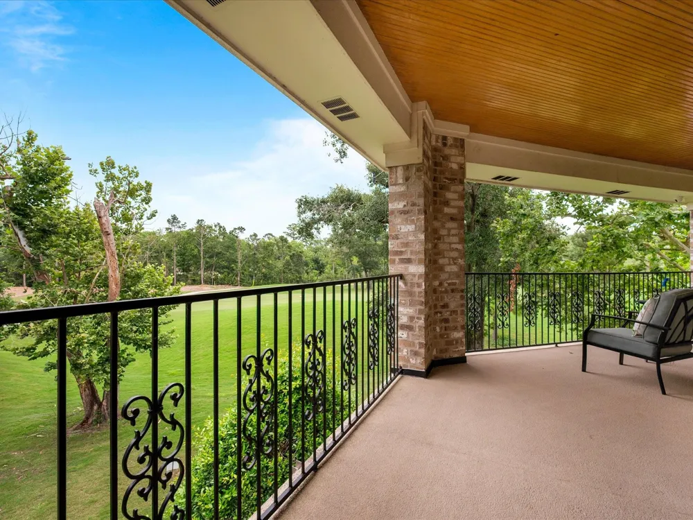 2750 Southern Oaks Drive Houston, TX 77068