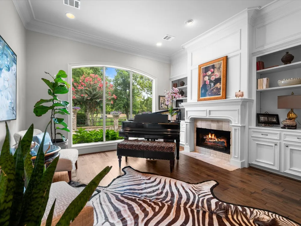 2750 Southern Oaks Drive Houston, TX 77068
