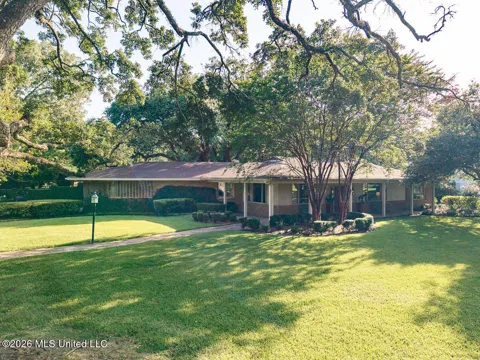 3 Bingaman Lane