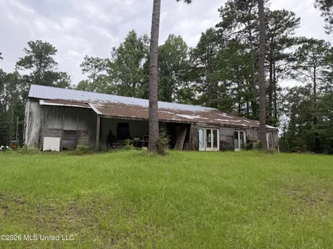 112 Lake Louise Drive