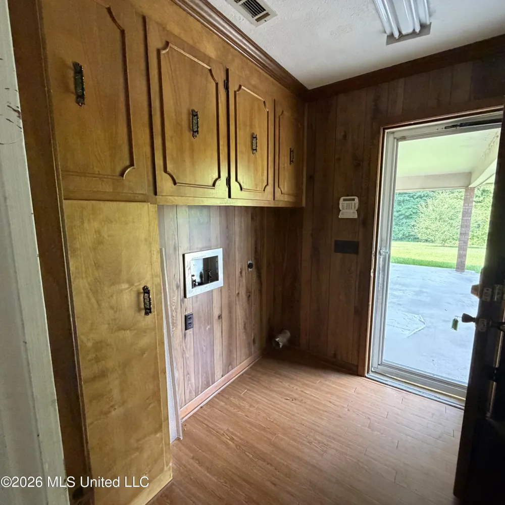 3847 Old Jackson Road Forest, MS 39074