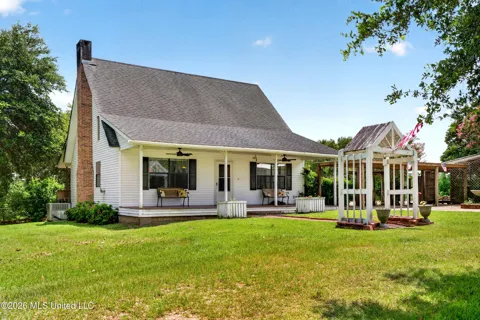 574 Slade Woodward Road