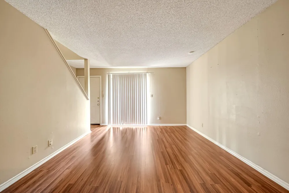 2501 Gulf Freeway #256D Dickinson, TX 77539