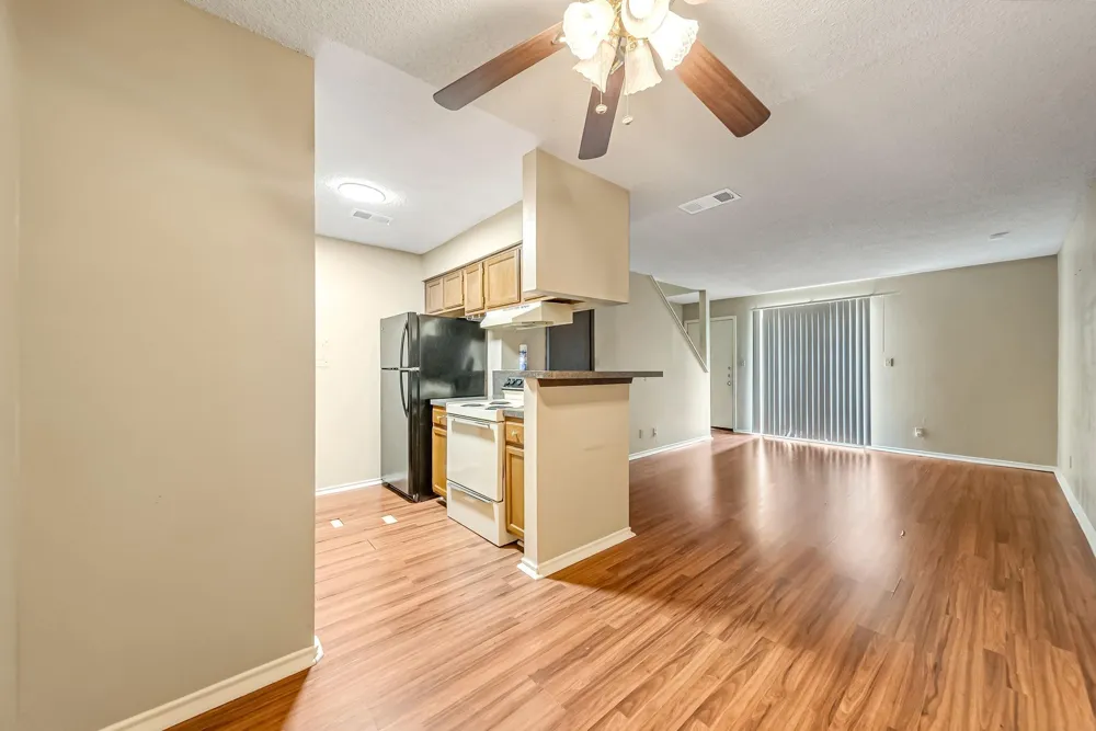 2501 Gulf Freeway #256D Dickinson, TX 77539