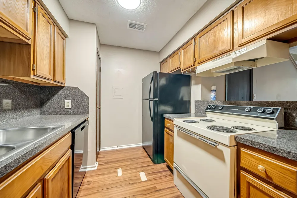 2501 Gulf Freeway #256D Dickinson, TX 77539
