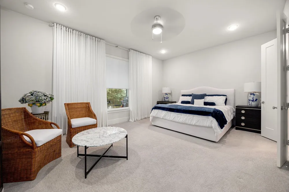 18 Gentle Branch Place The Woodlands, TX 77375