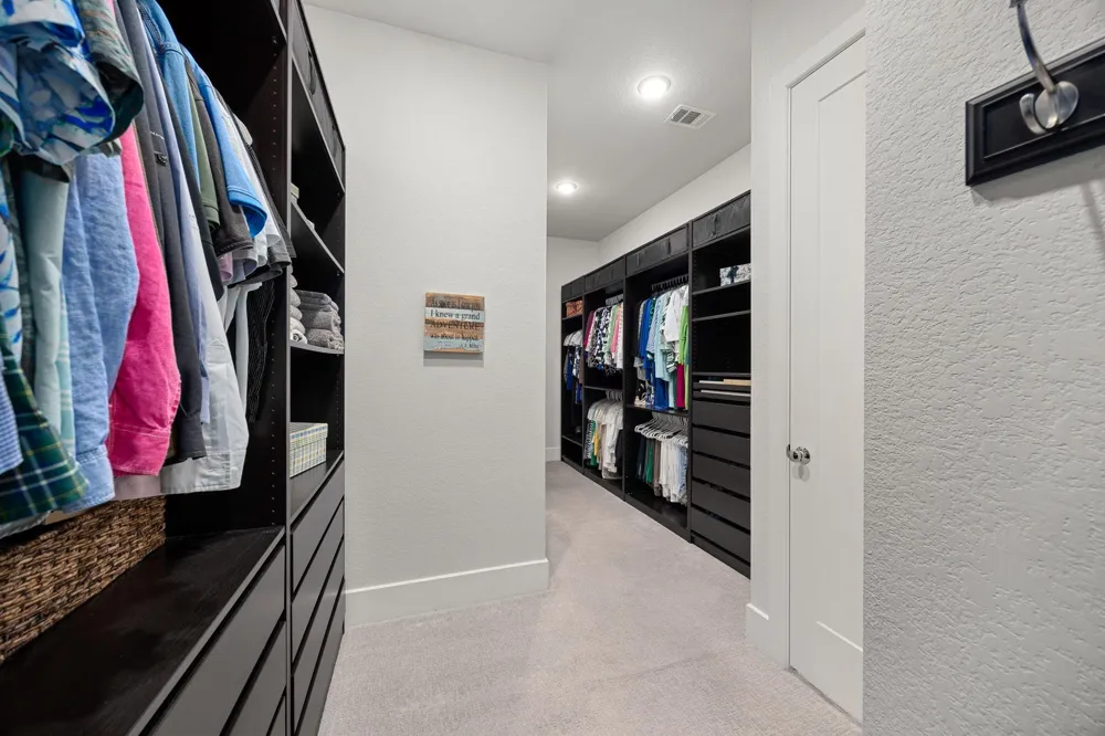 18 Gentle Branch Place The Woodlands, TX 77375