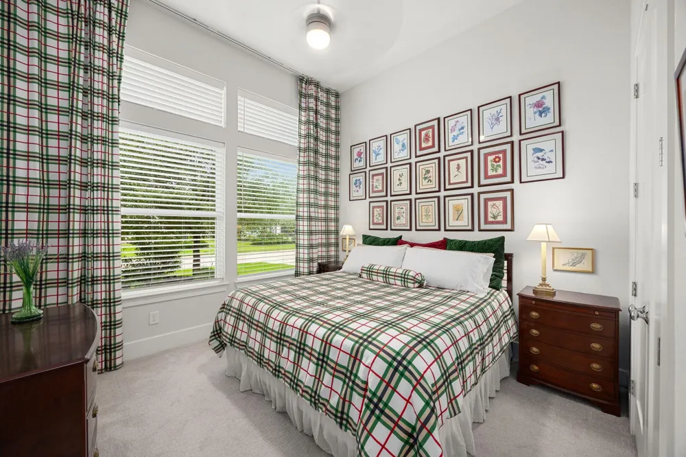 18 Gentle Branch Place The Woodlands, TX 77375