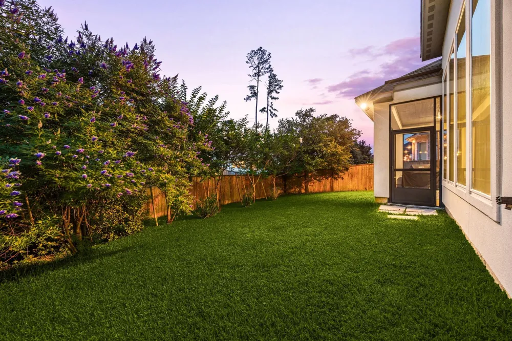 18 Gentle Branch Place The Woodlands, TX 77375