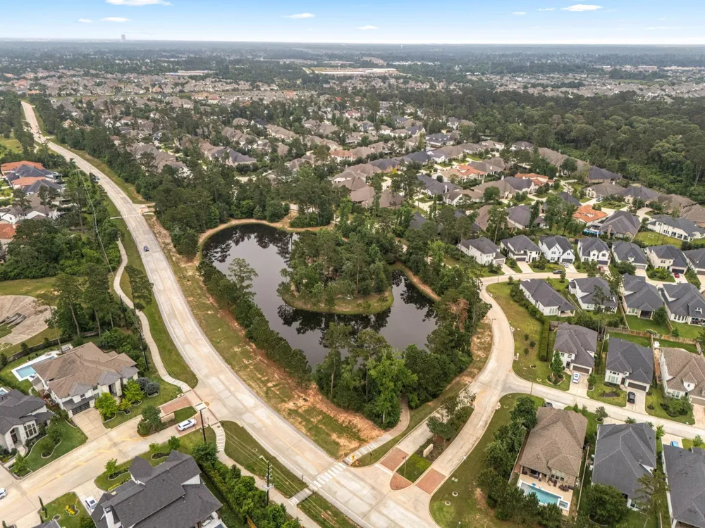 18 Gentle Branch Place The Woodlands, TX 77375