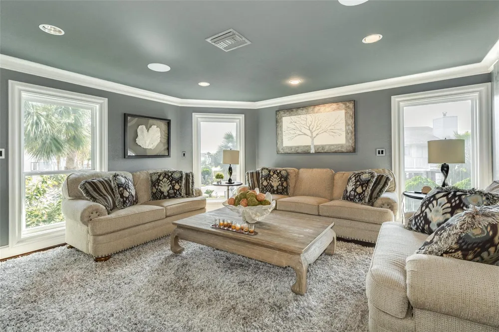 4107 W Bayside Way Jamaica Beach, TX 77554