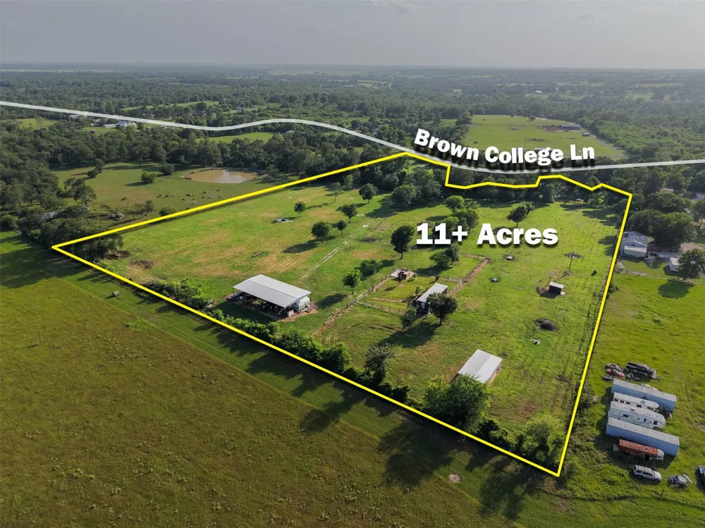 4140 Brown College Lane Washington, TX 77880