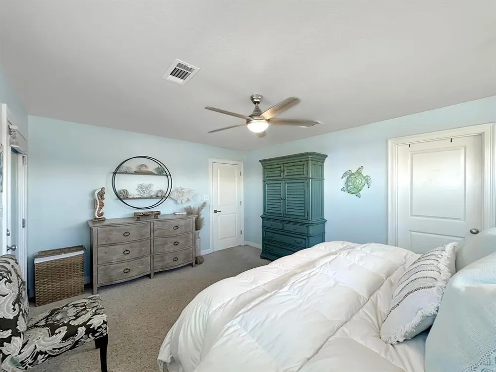 808 Pinata Drive Crystal Beach, TX 77650