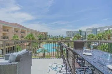 9520 Seawall Blvd #247