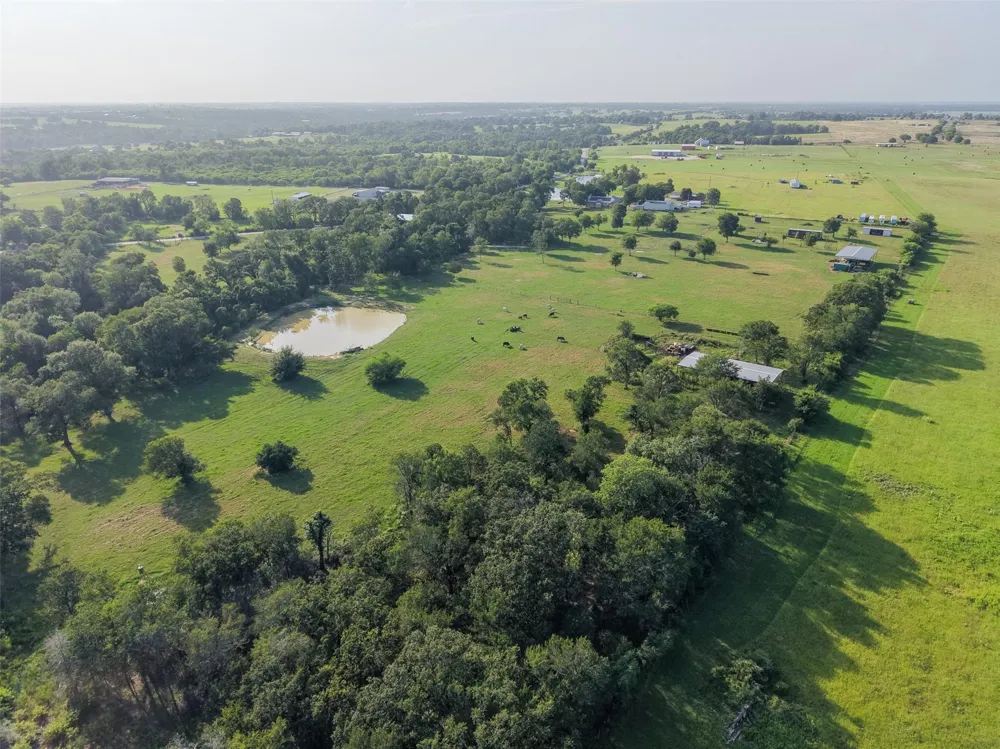 4238 Brown College Lane Washington, TX 77880