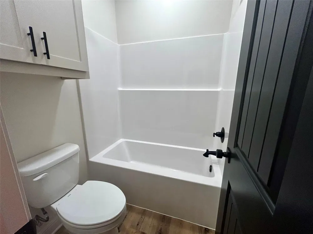 201 E Fleming Longview, TX 75604
