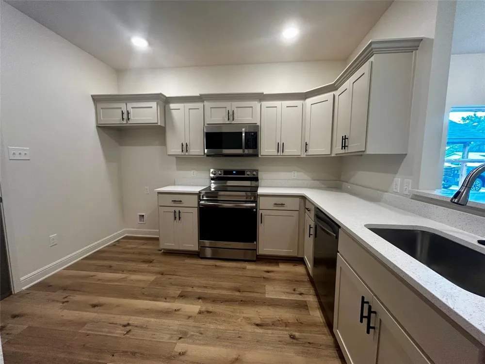 201 E Fleming Longview, TX 75604
