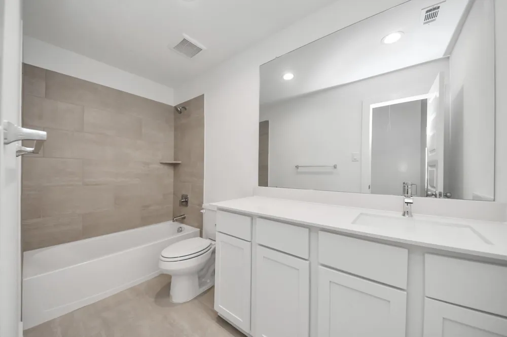 14907 Diamond Dove Lane Houston, TX 77049