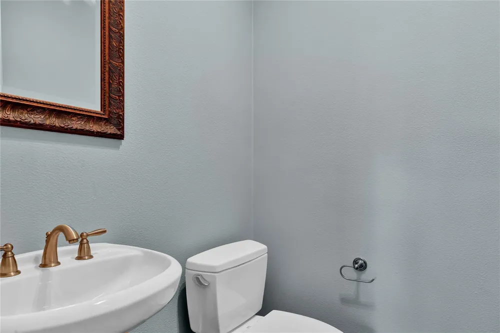 4631 Regent Manor Drive Kingwood, TX 77345
