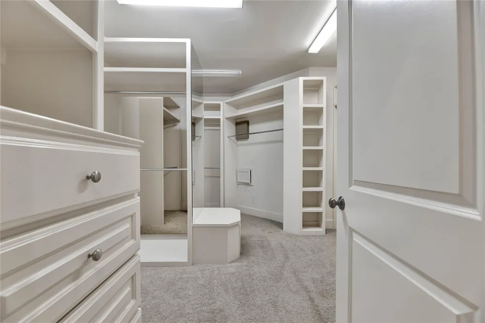 4631 Regent Manor Drive Kingwood, TX 77345
