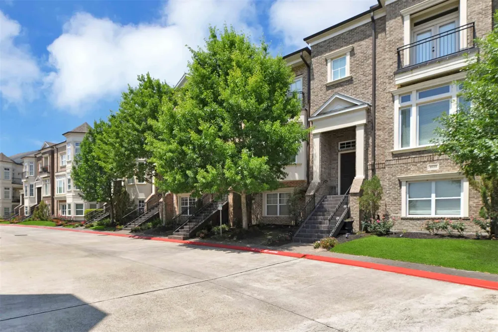 4631 Regent Manor Drive Kingwood, TX 77345