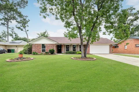 1111 Clovis Road