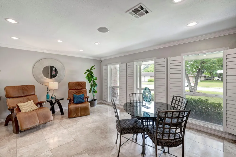 1111 Clovis Road Houston, TX 77008