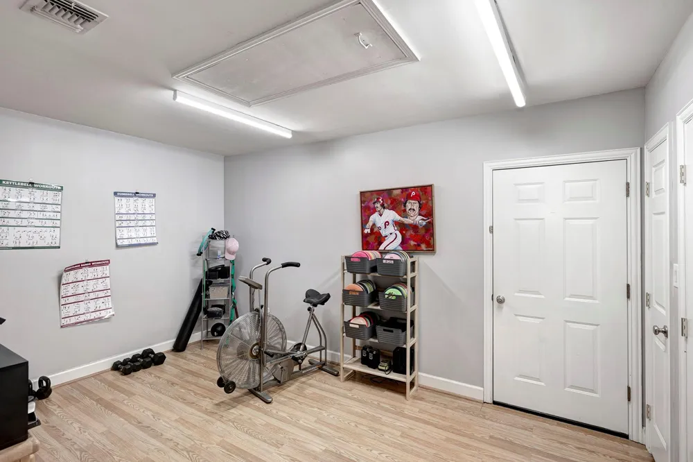 1111 Clovis Road Houston, TX 77008