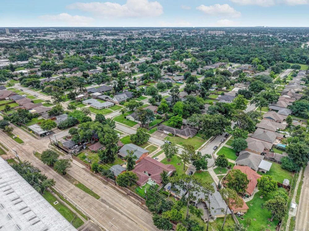 1111 Clovis Road Houston, TX 77008