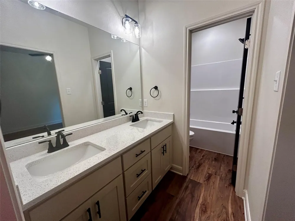203 E Fleming Longview, TX 75604