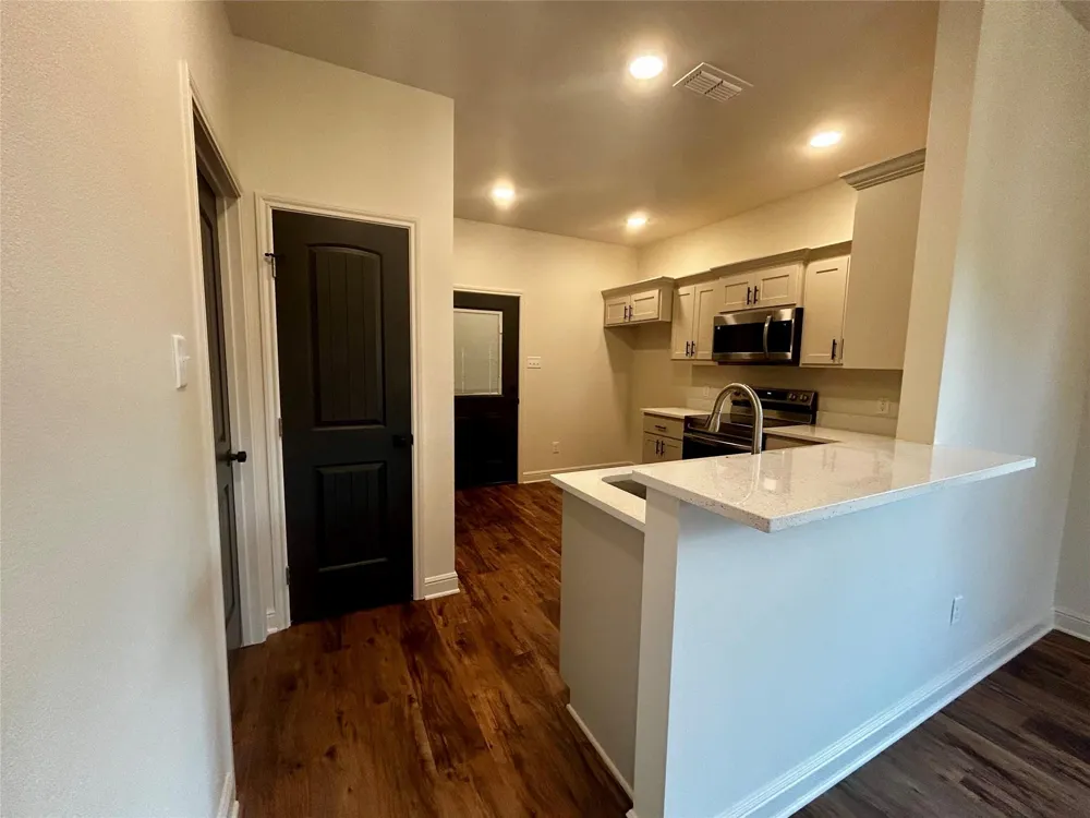 203 E Fleming Longview, TX 75604