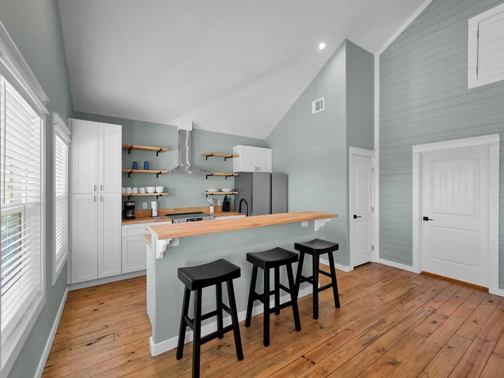 1032 Sunset Circle W Crystal Beach, TX 77650