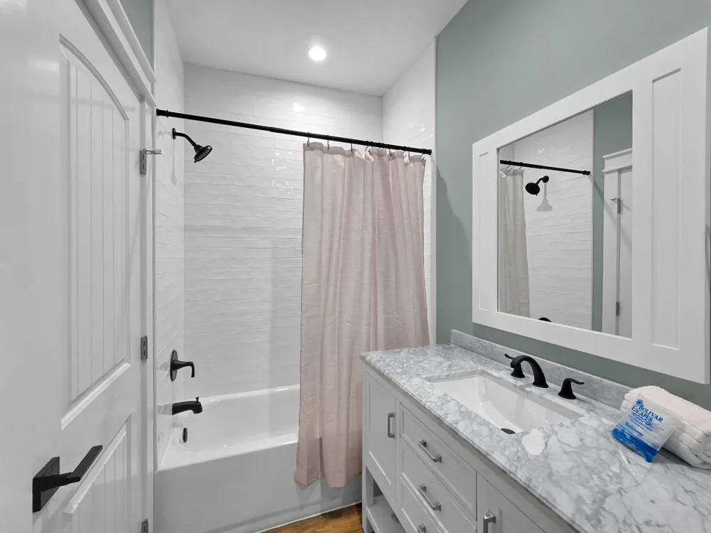 1032 Sunset Circle W Crystal Beach, TX 77650
