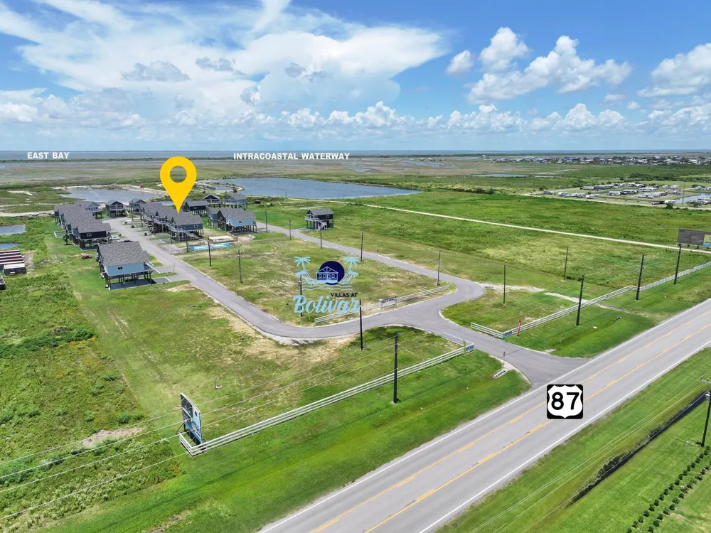 1032 Sunset Circle W Crystal Beach, TX 77650