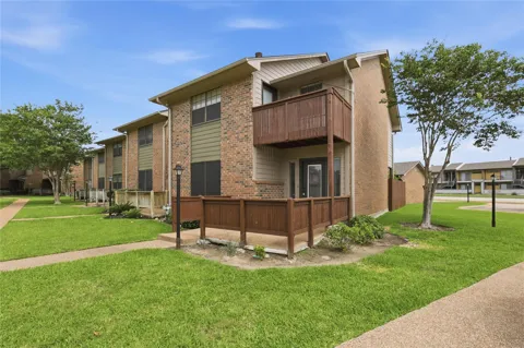2400 Longmire Drive #105