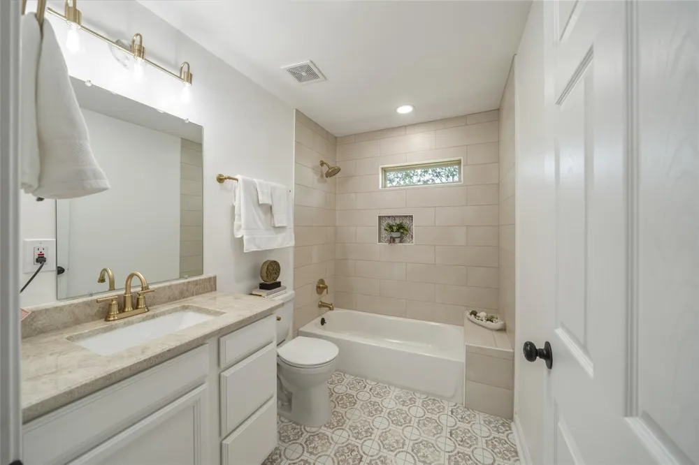 3051 Rothermel Road Houston, TX 77093