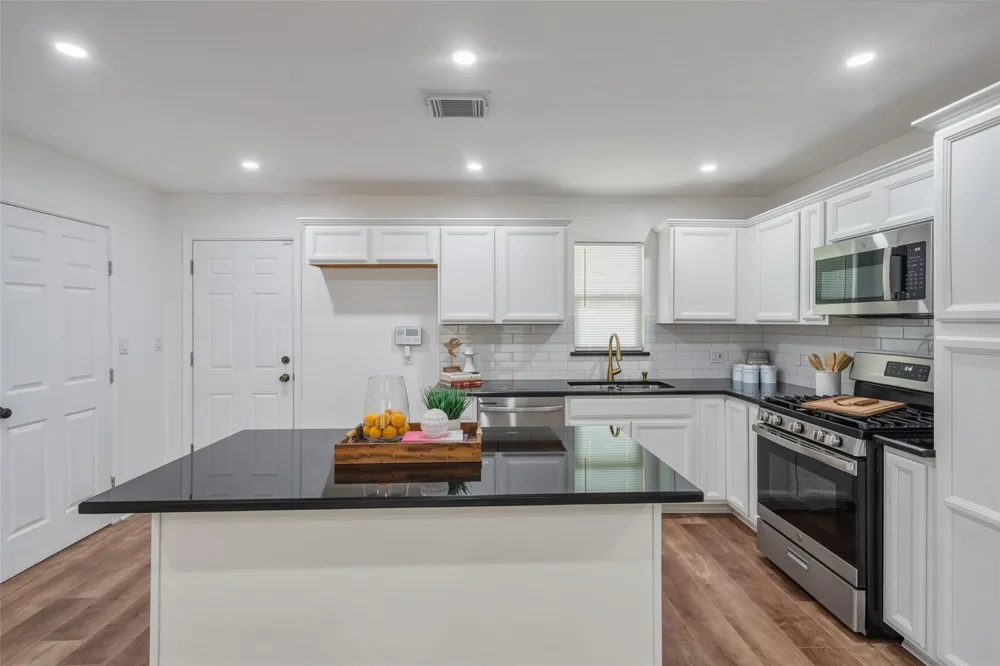 3051 Rothermel Road Houston, TX 77093