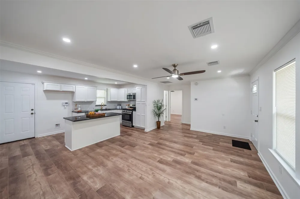 3051 Rothermel Road Houston, TX 77093