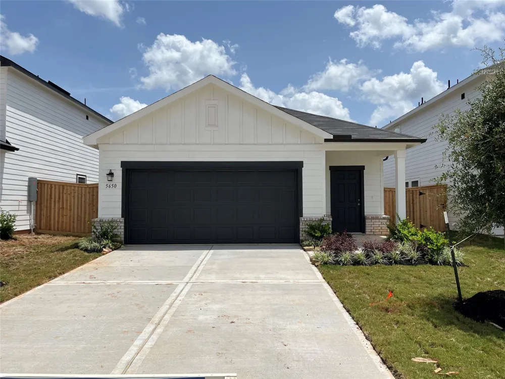 5650 Shelford Birch Street Cut And Shoot, TX 77303