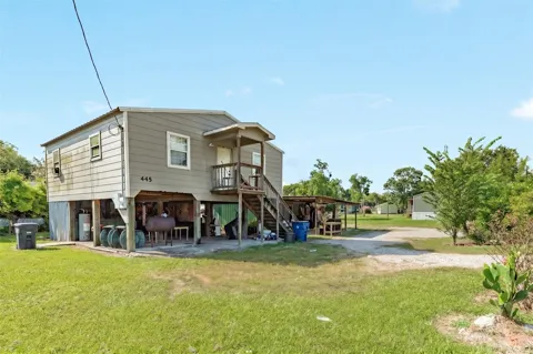 445 Creekside Drive